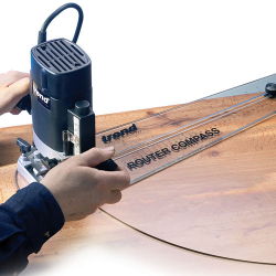 ROUTER COMPASSES